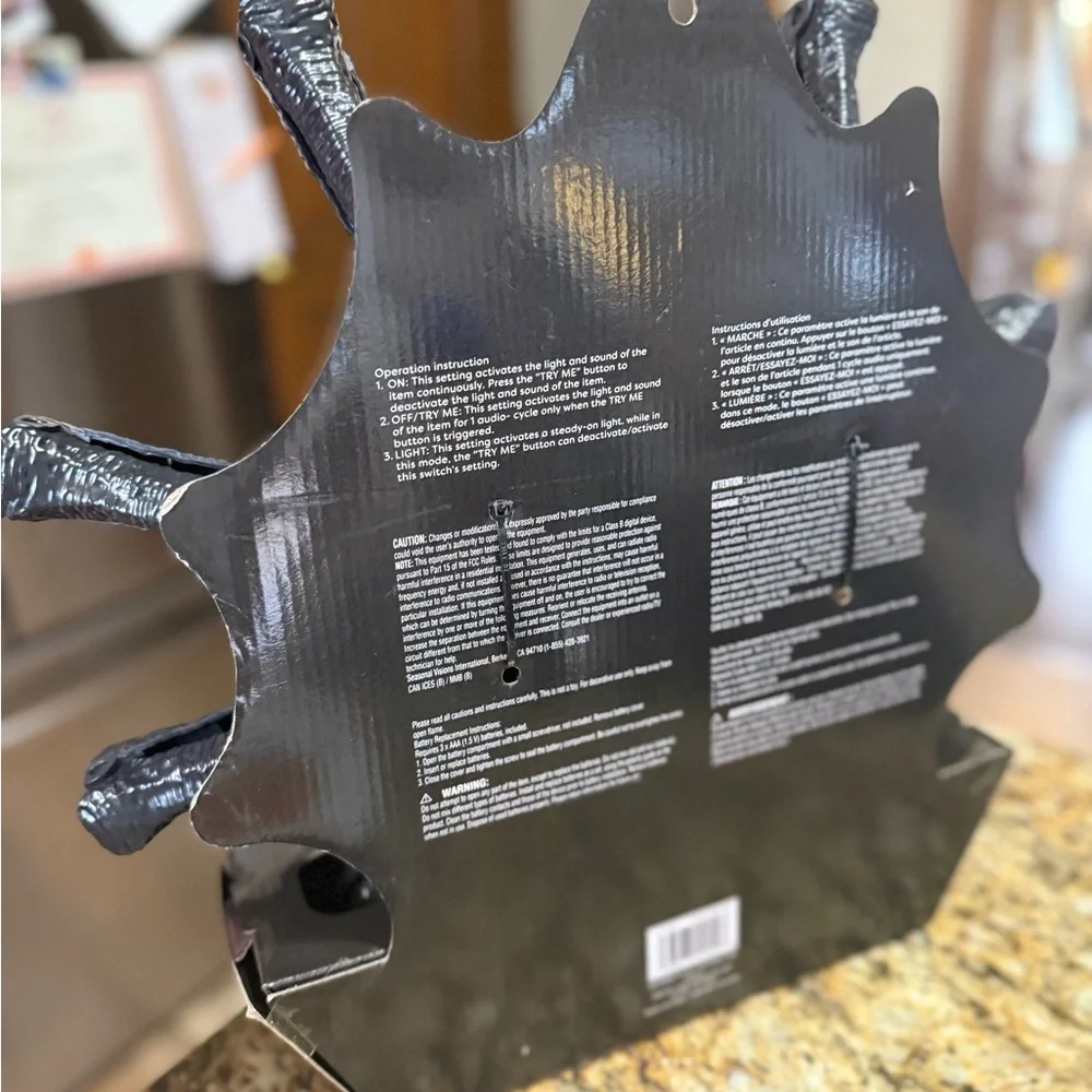 Ashland Black and Red Light-Up Spider new - Picture 3 of 4